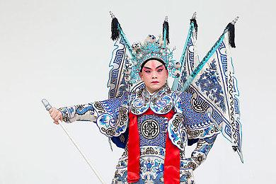 《黑帝斯》Steam史低促销 仅售31元